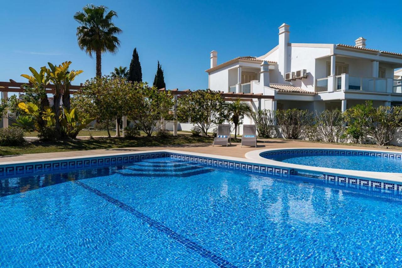 Villa Cantinho - Superb townhouse for 6 persons at Galé Albufeira Extérieur photo