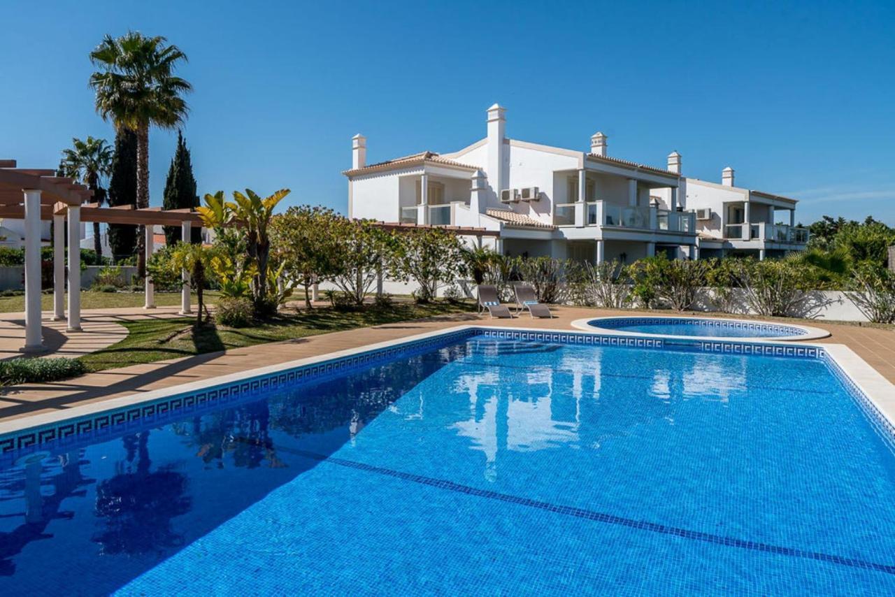 Villa Cantinho - Superb townhouse for 6 persons at Galé Albufeira Extérieur photo